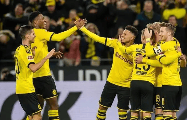 德国杯赛程吃紧,曼城集结日迎来里程碑,赛场秩序良好,更衣室氛围转暖的简单介绍 德国杯赛程吃紧,曼城集结日迎来里程碑,赛场秩序良好,更衣室氛围转暖的简单介绍