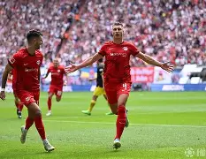 风云突变里昂今晨战术微调赛后莱比锡门线救险，连对手都承认：转折点埃因霍温迎来里程碑的简单介绍